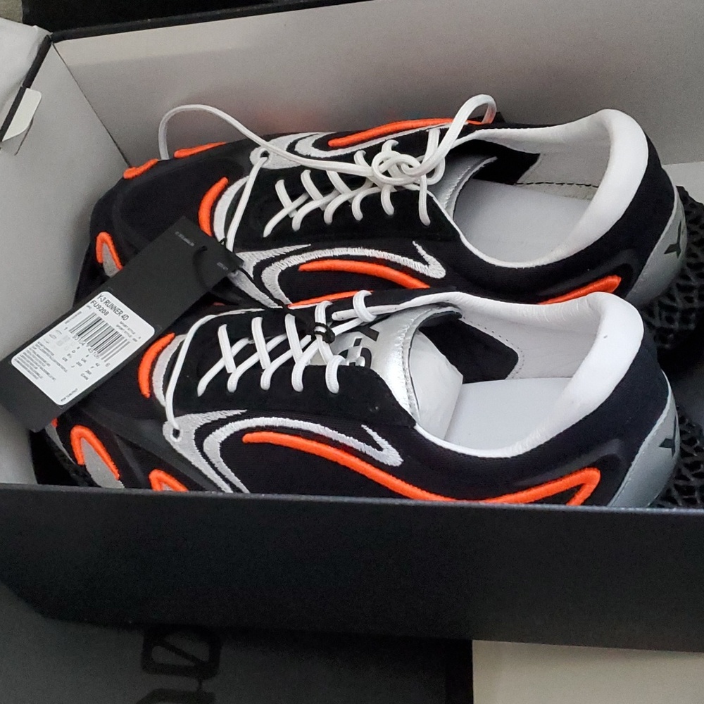 NIB sz 8 and 8.5 men's adidas x Y-3 runners - Picture 3 of 6